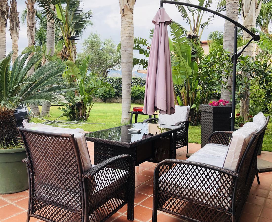 Villa Valentino Giardini-Naxos Kültér fotó